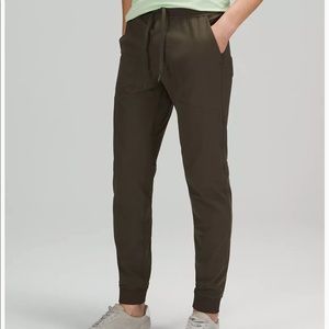Lulu Lemon “On the Move” Joggers